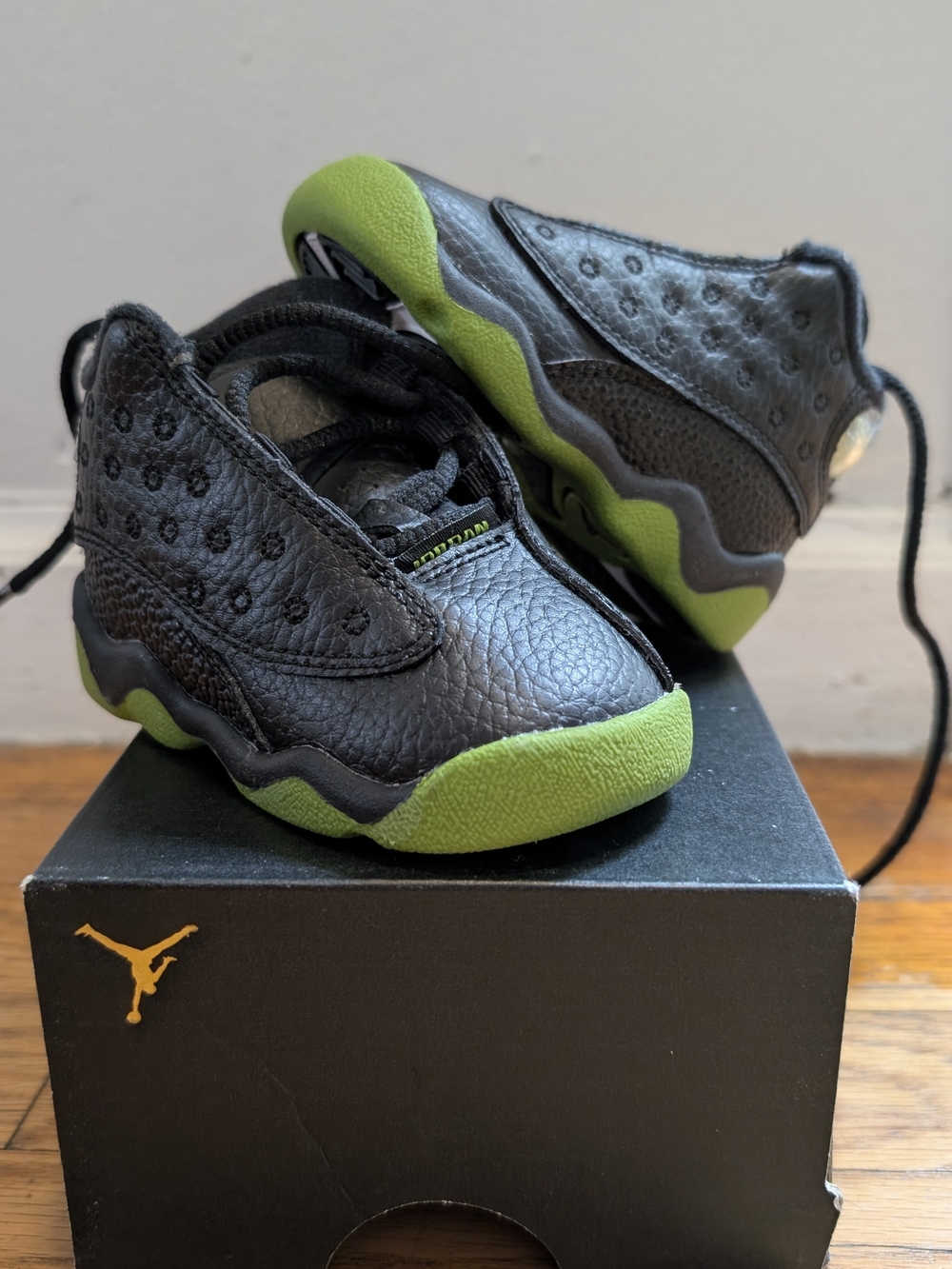Toddler Jordan Retro 13 "Altitude" Size 4C Basketball Shoes